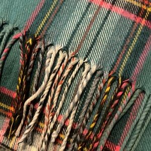 Green Plain Lightweight Winter Scarf